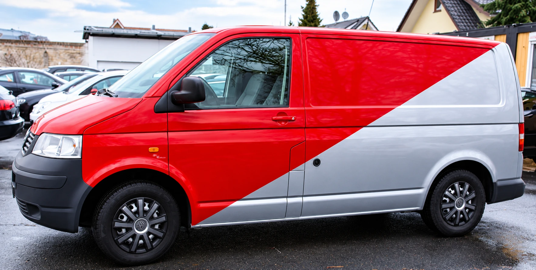 VW Transporter · Rot trifft Silber